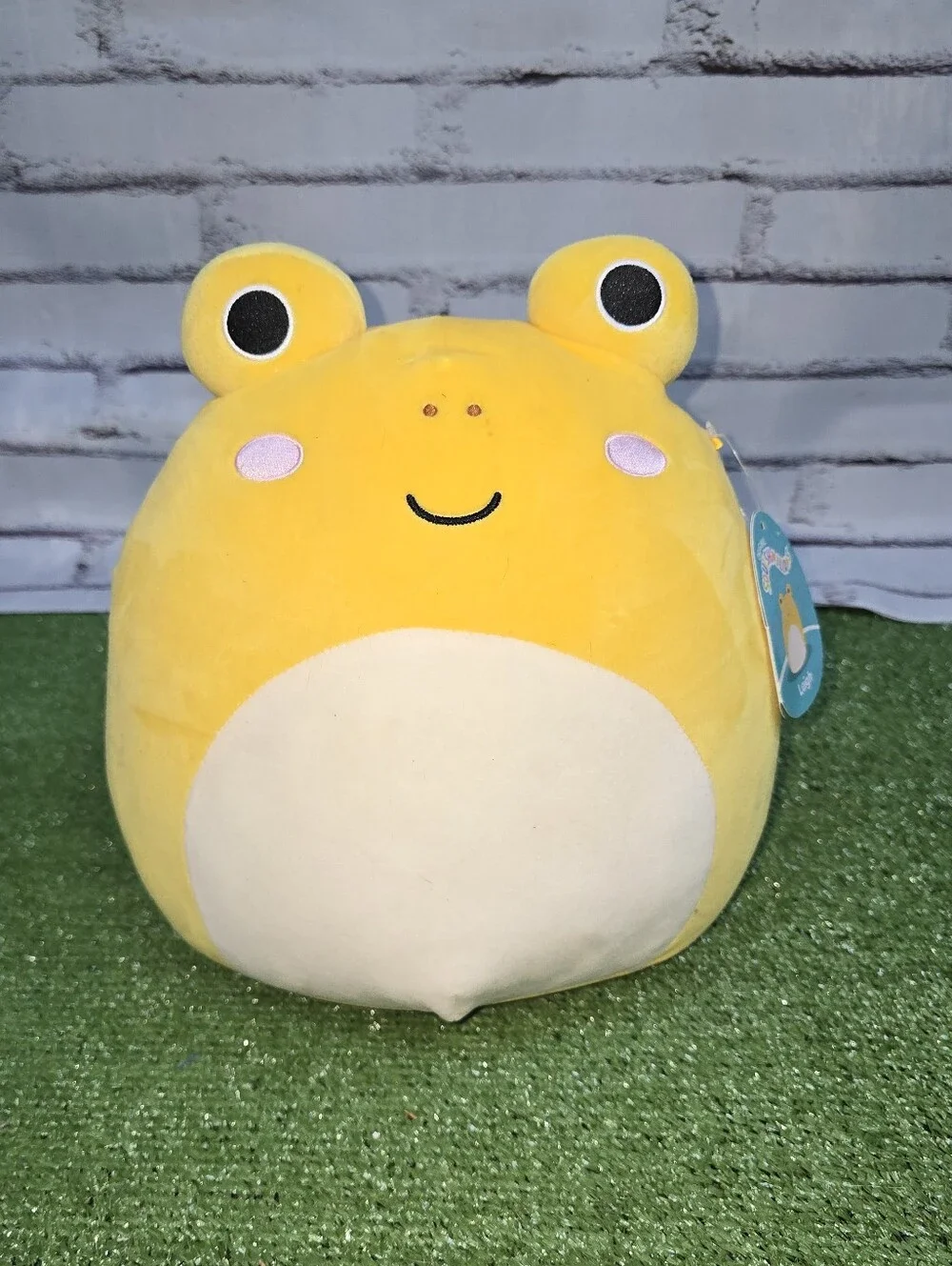 Squishmallow Leigh The Yellow Frog 12in Plush